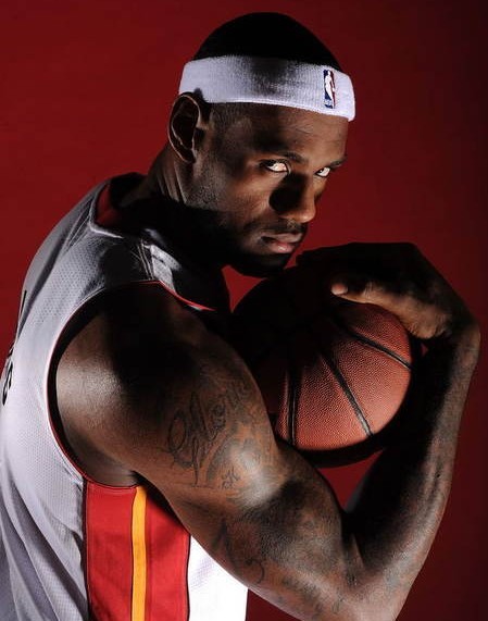 争冠压力交 争冠压力交